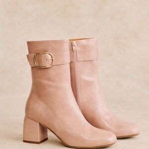 Elegant Pink Ankle Boots